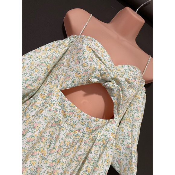 Green floral maxi dress with puffed sleeves NWT - Picture 3 of 7